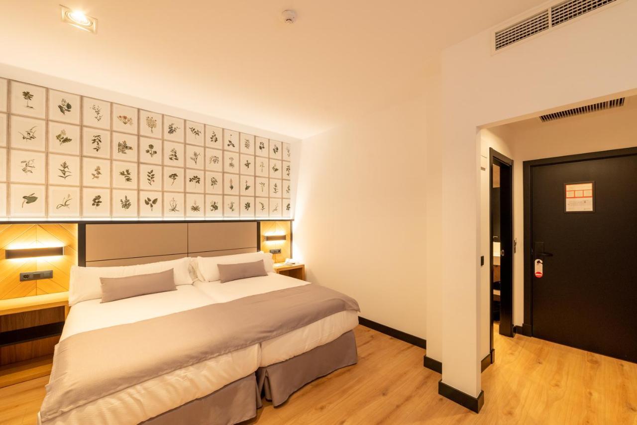 Hotel Antonio II Захара де лос Атунес Екстериор снимка